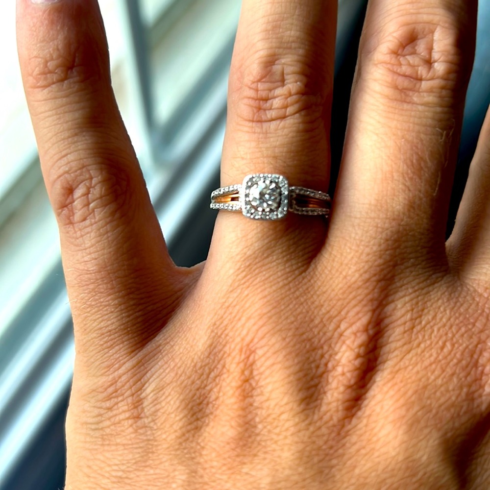 Two tone, halo diamond ring